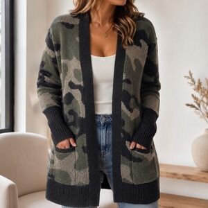 SO Camouflage Open Front Cardigan Sweater Green Grey Camo Knit Pockets Womens M